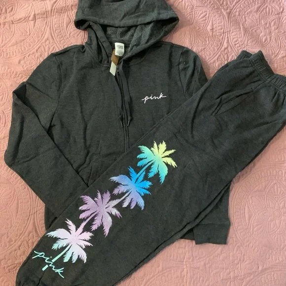 ❤️SOLD OUT❤️ Pink 2-Piece Shine Palm Zip Up Hoodie & Campus Sweatpants - Picture 8 of 8